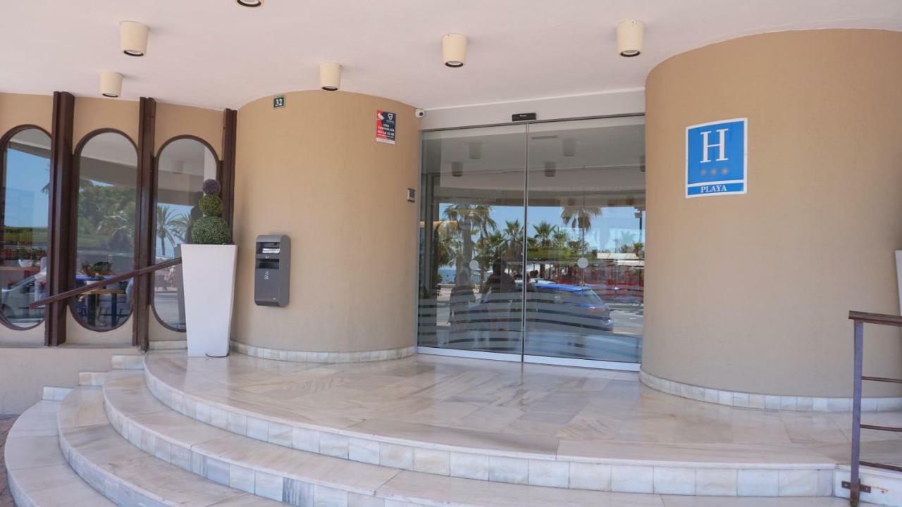 Beachfront Apartment In Fuengirola With Sea Views ภายนอก รูปภาพ